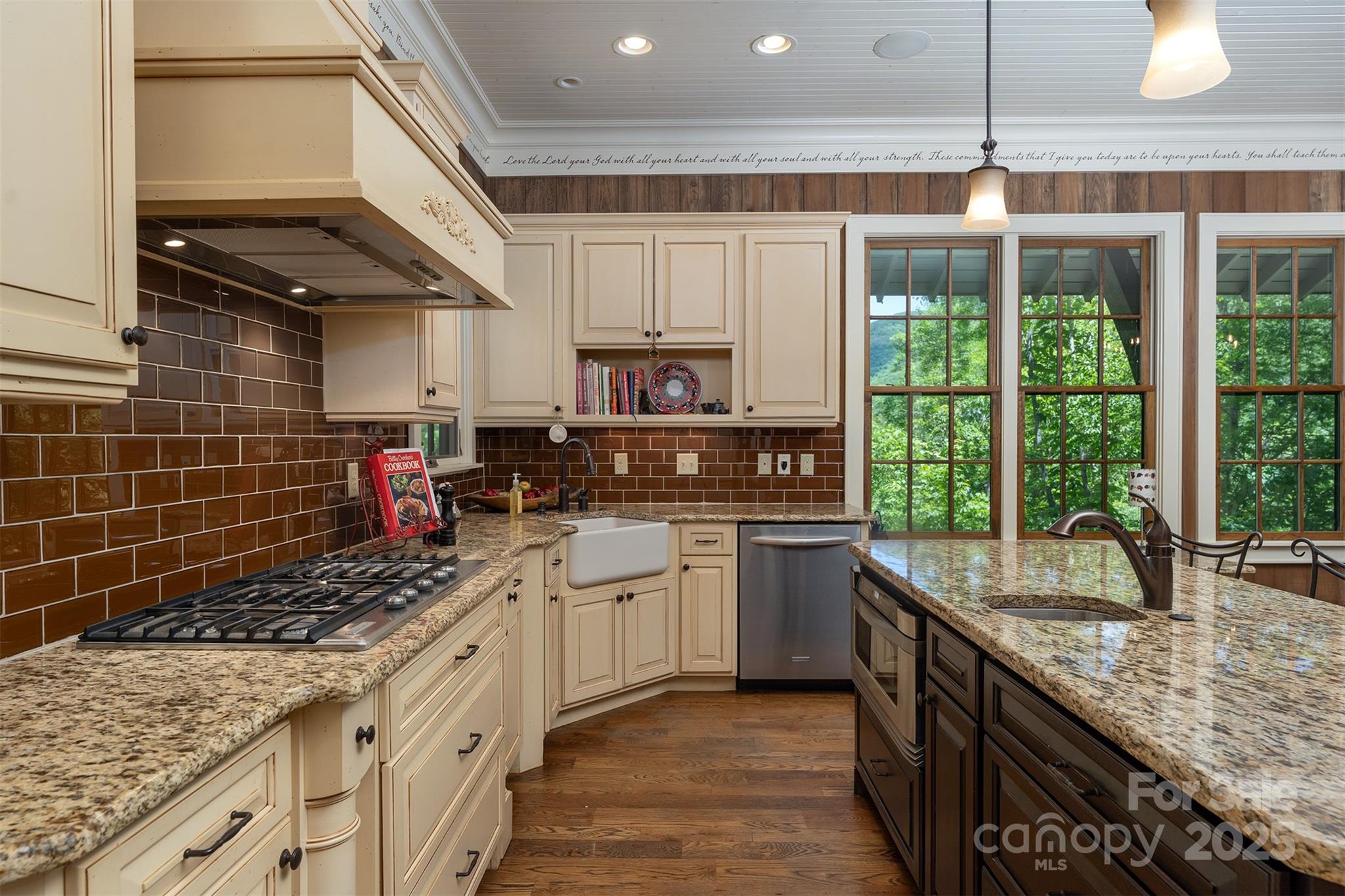 285 Chapman Road Montreat NC 28757