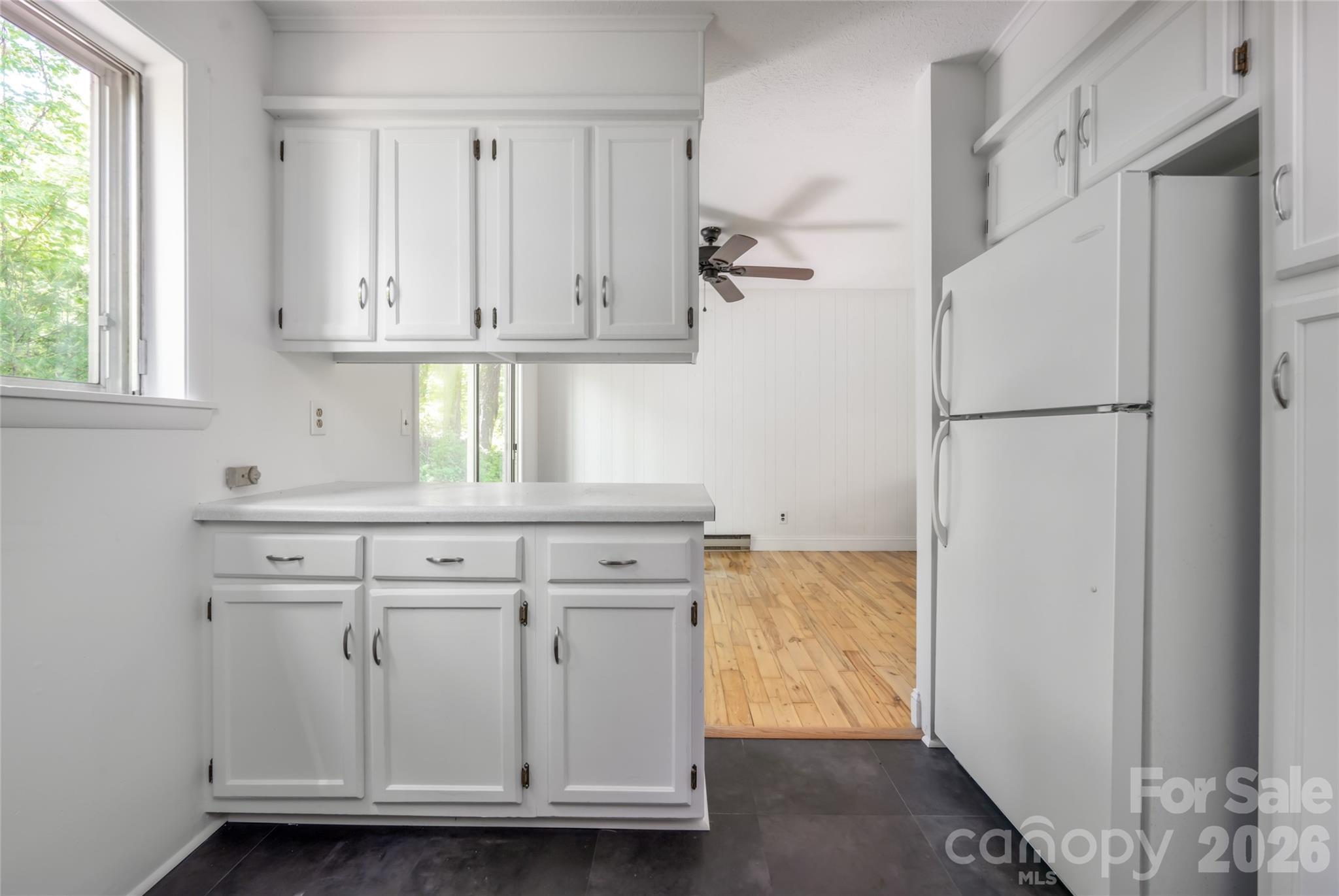 1 Beaverdam Knoll Road Asheville NC 28804