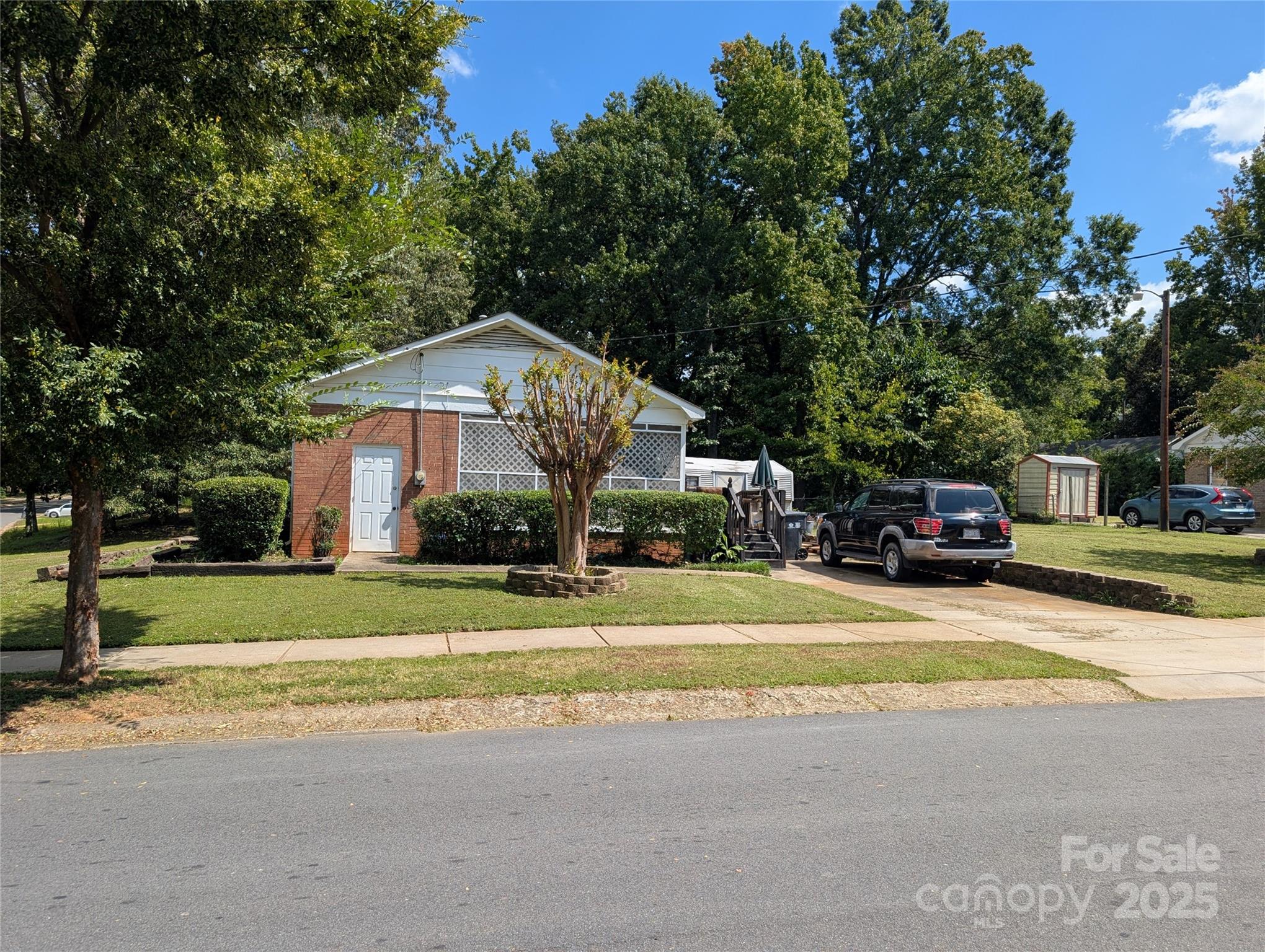 2855 Fordwood Drive Charlotte NC 28208