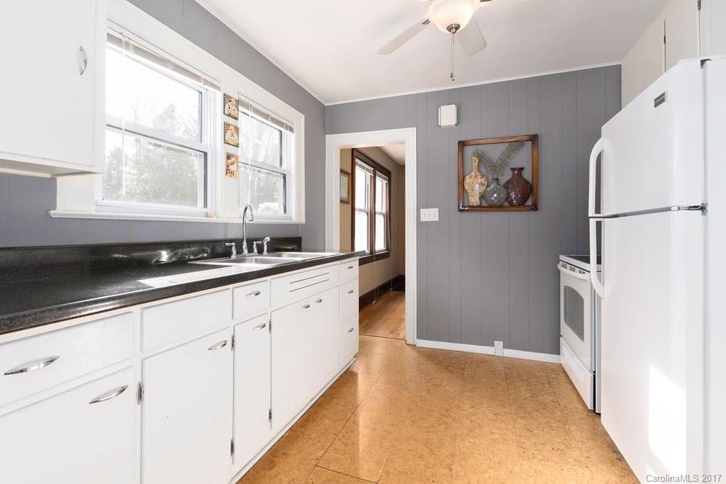54 Belmont Avenue Asheville NC 28806