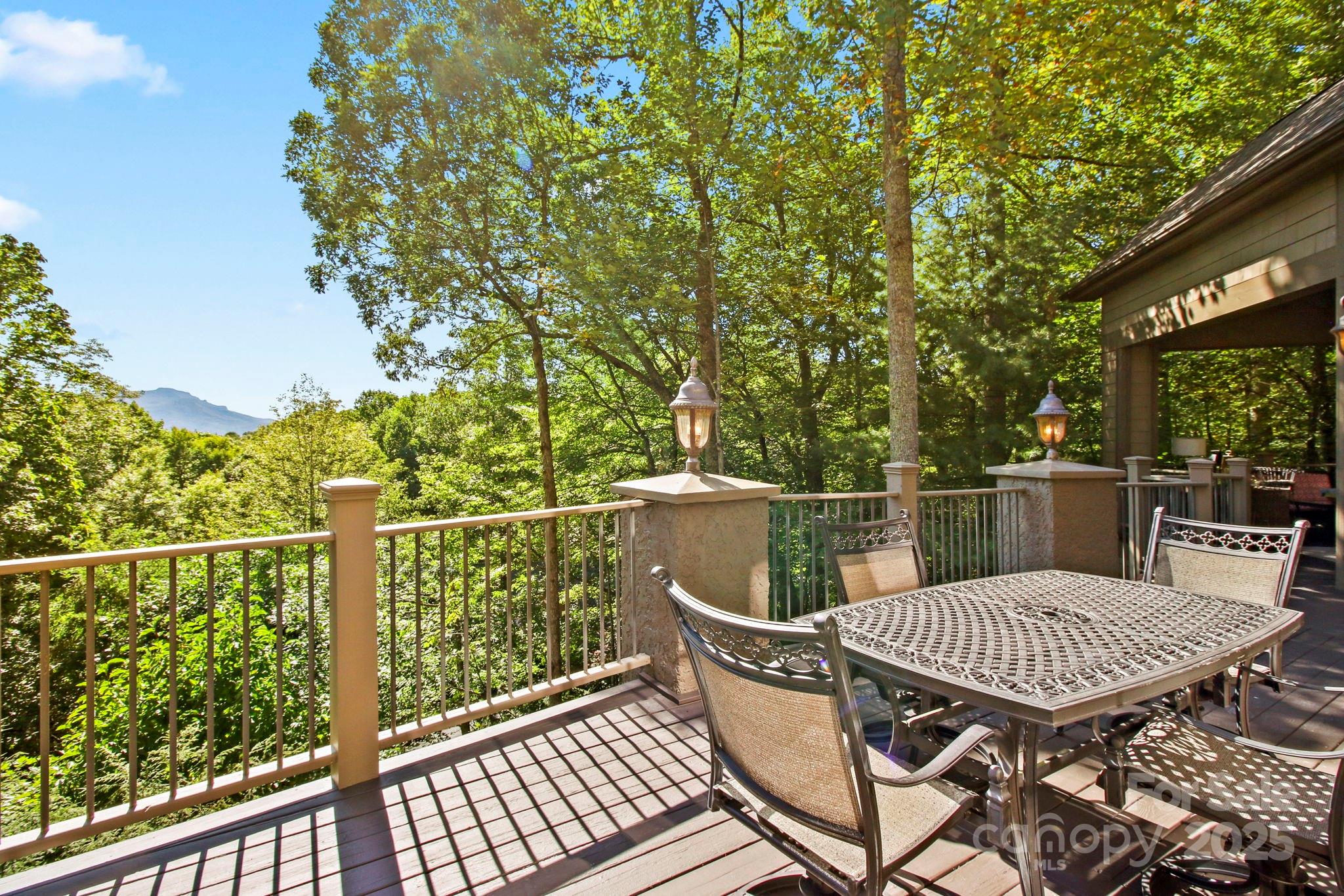 285 Wetherley Boone NC 28607