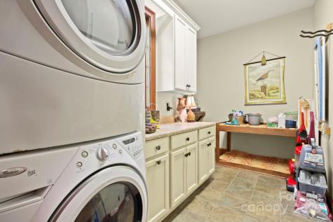 285 Wetherley Boone NC 28607