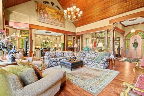 285 Wetherley Boone NC 28607