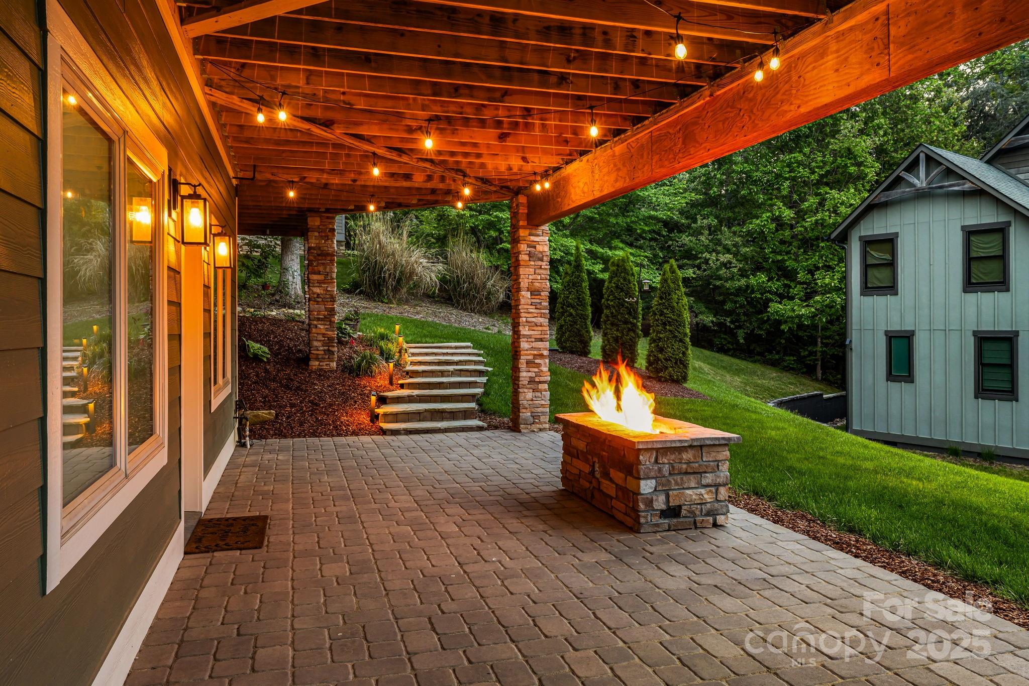 15 Ledgestone Drive Fairview NC 28730