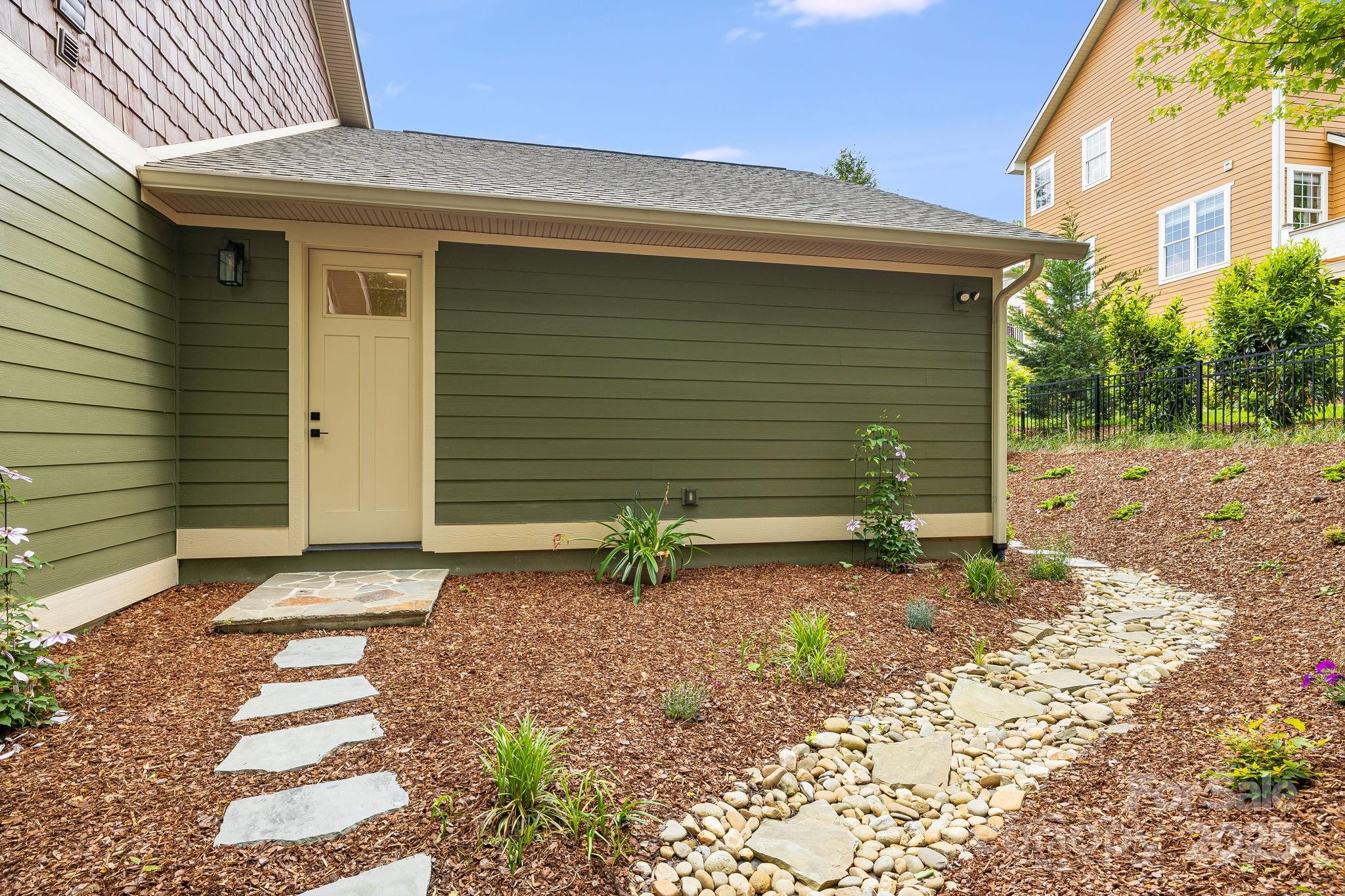 15 Ledgestone Drive Fairview NC 28730