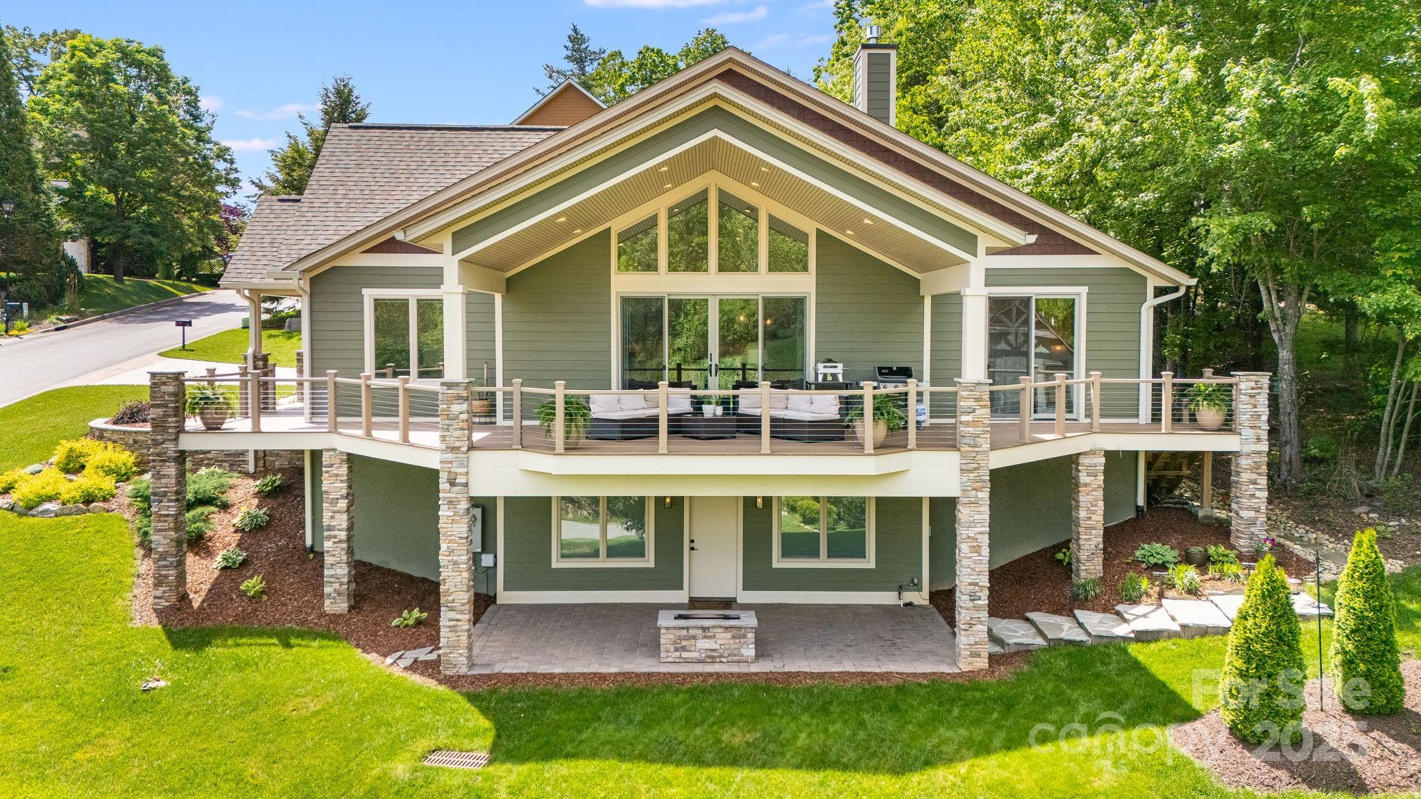 15 Ledgestone Drive Fairview NC 28730