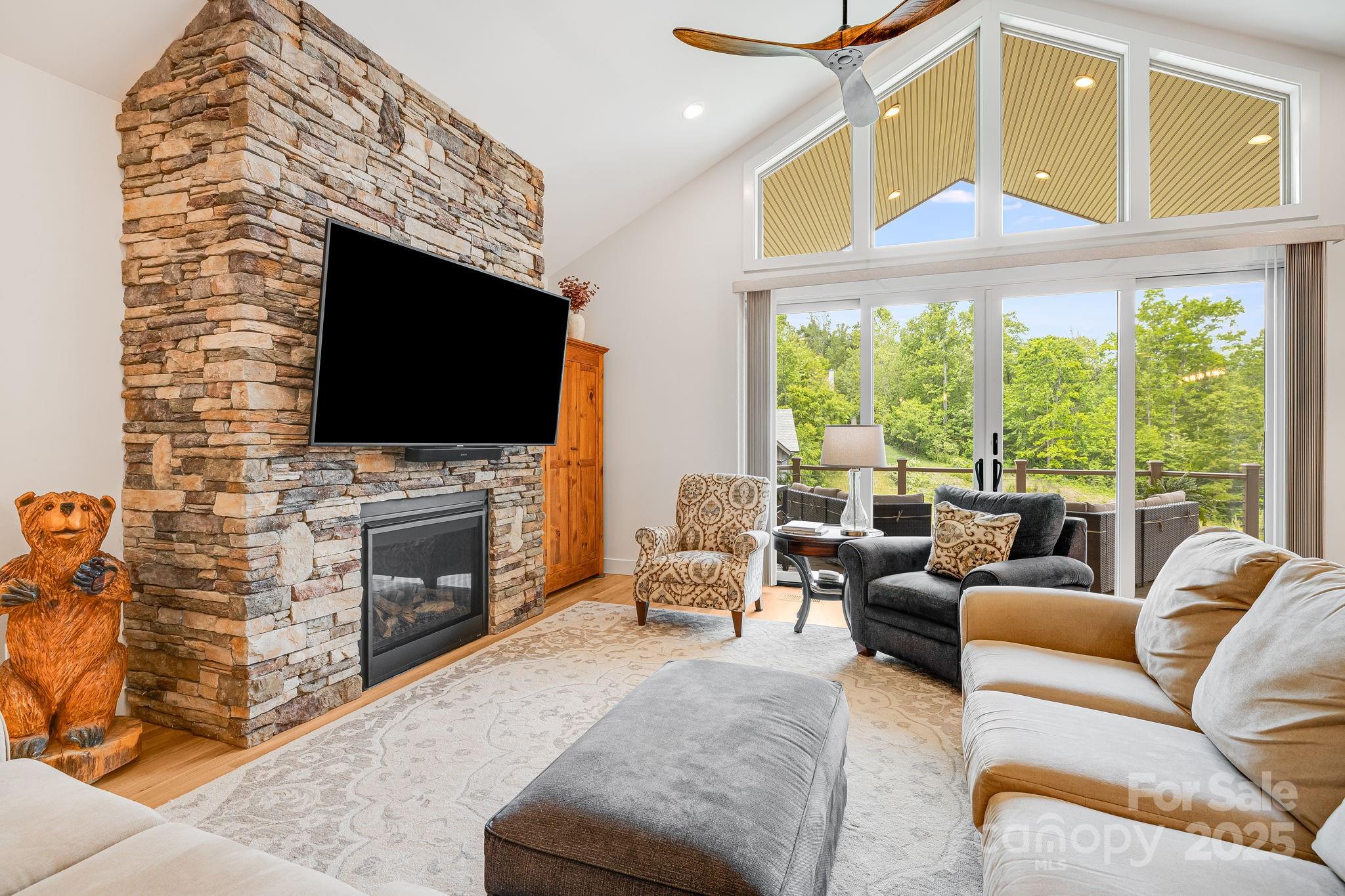 15 Ledgestone Drive Fairview NC 28730