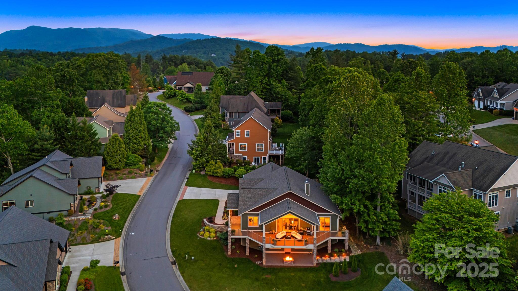 15 Ledgestone Drive Fairview NC 28730