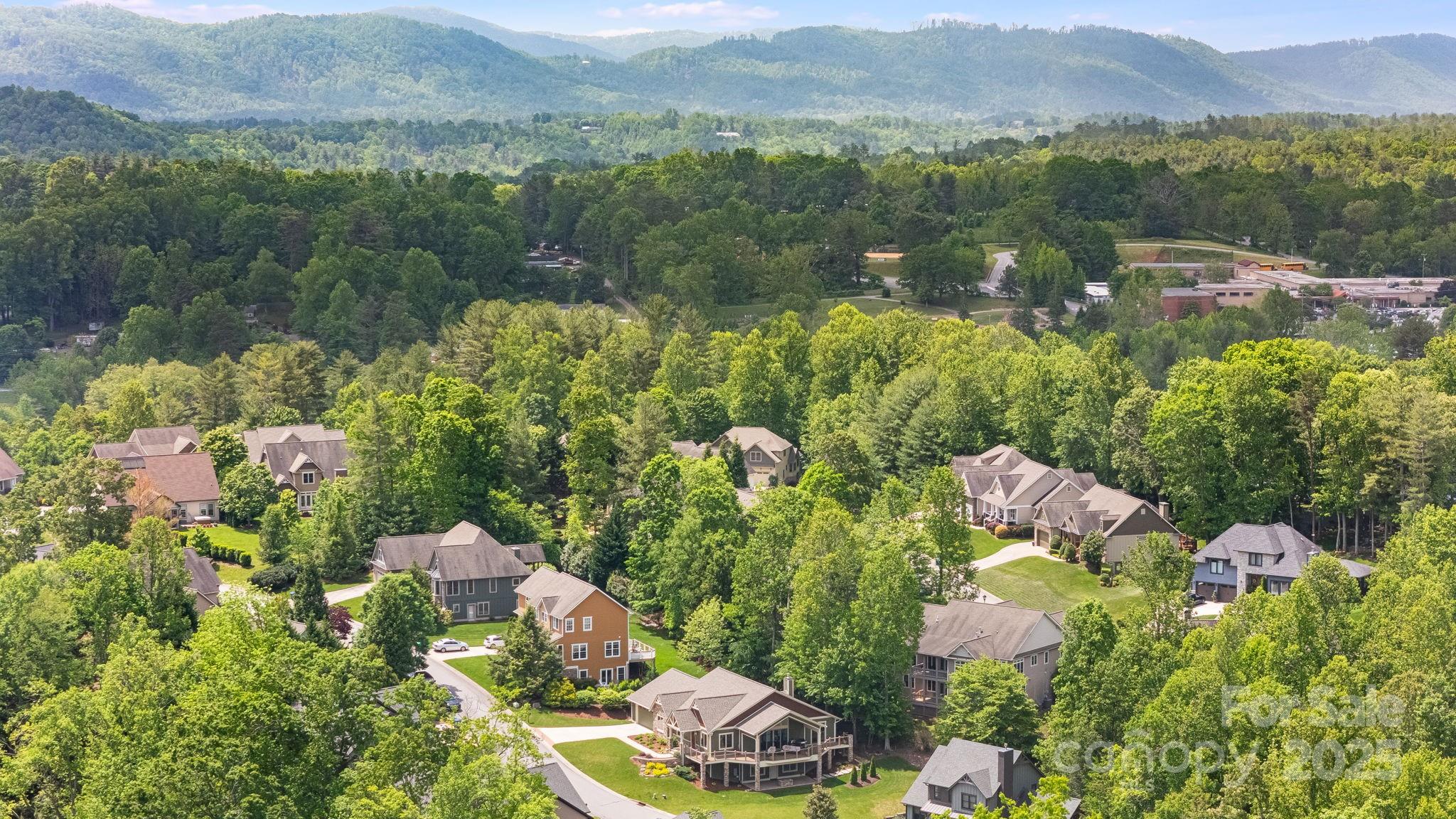15 Ledgestone Drive Fairview NC 28730