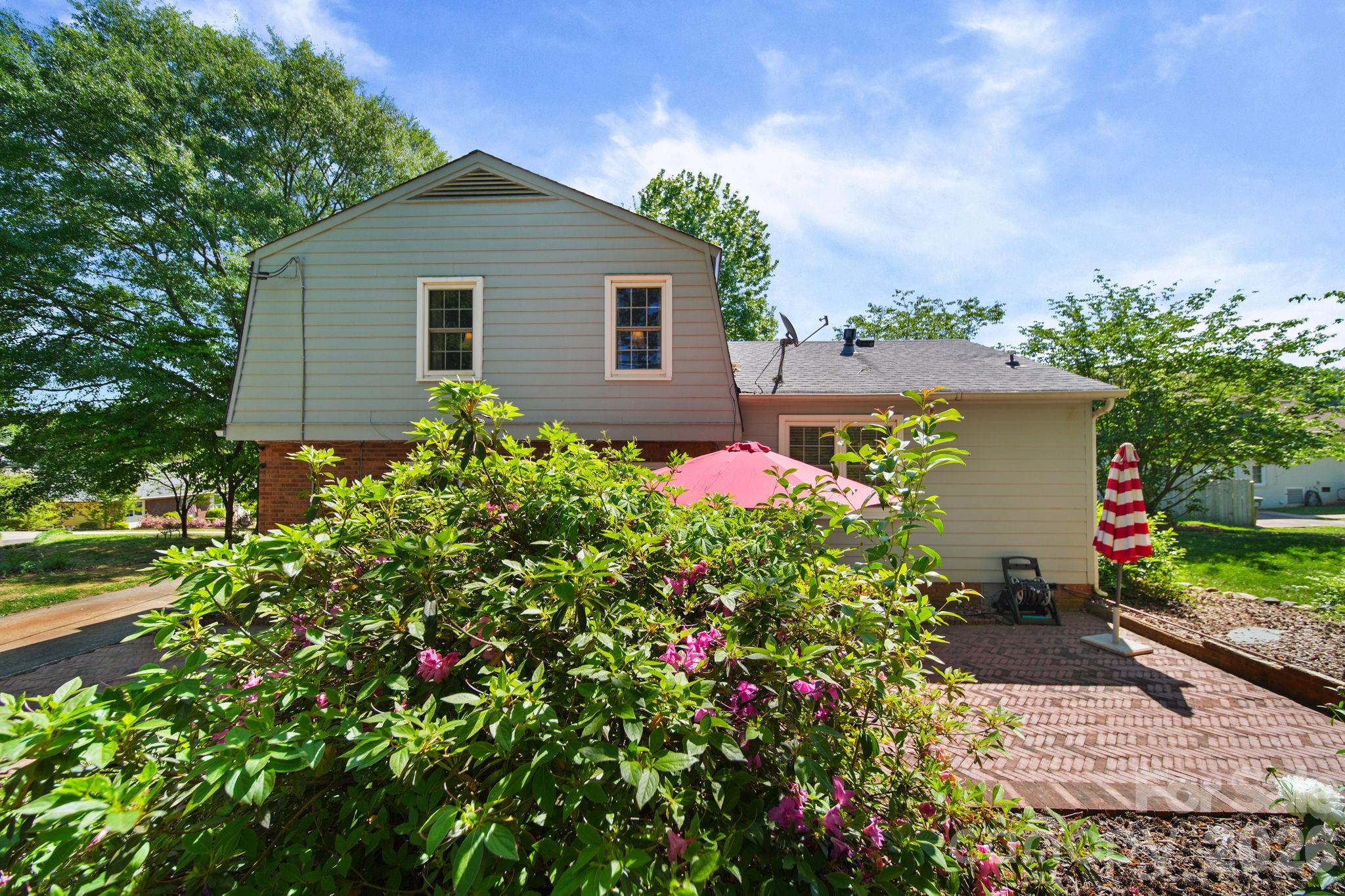 2165 Gaines Avenue Gastonia NC 28054