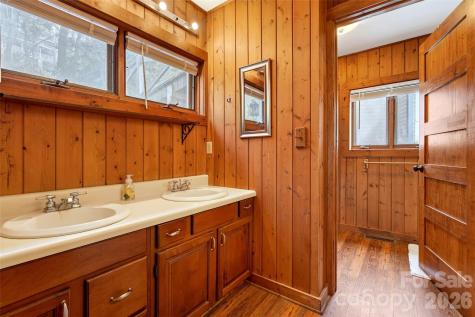287 North Carolina Terrace Montreat NC 28757