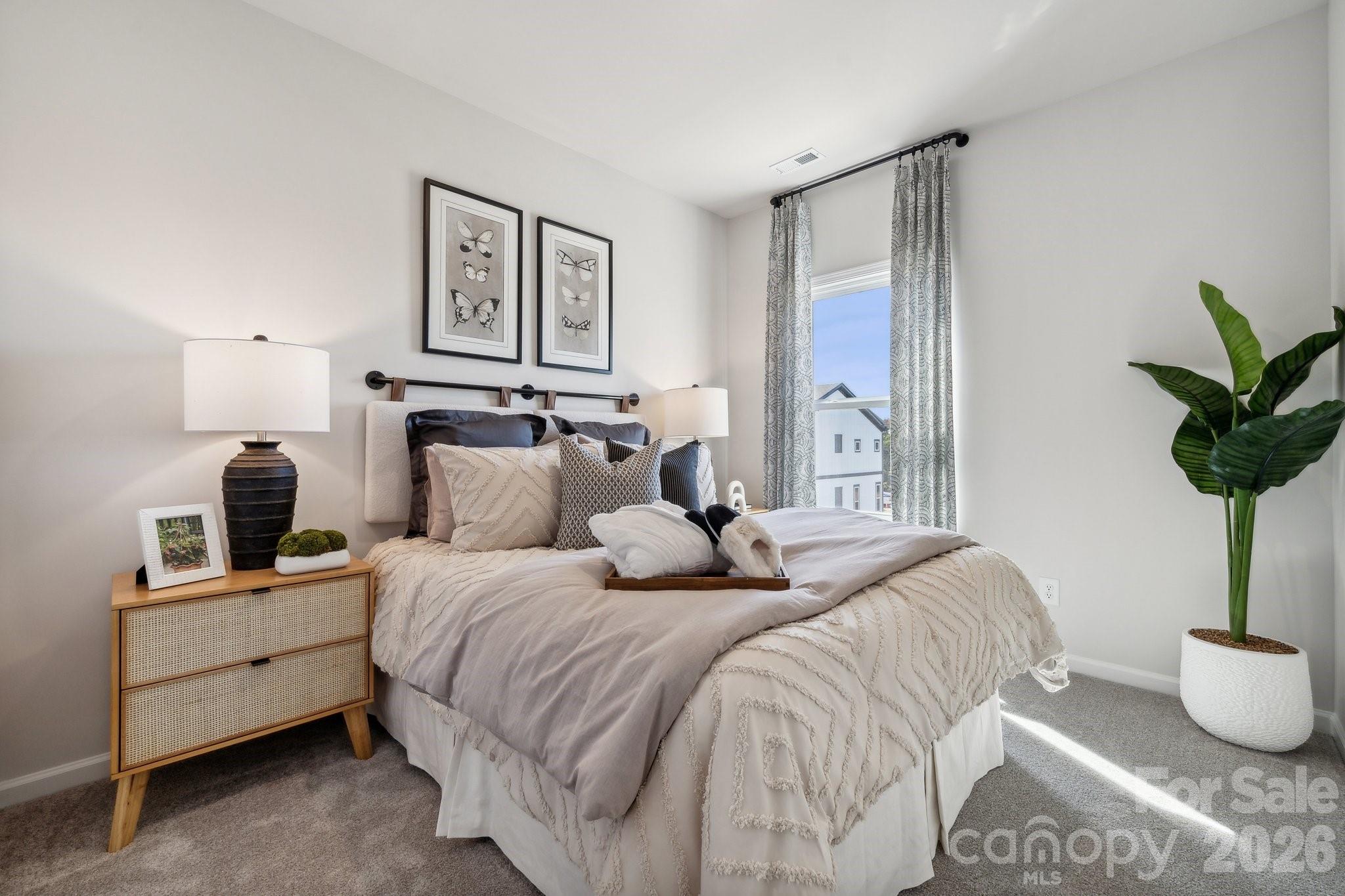 2151 Hawksworth Lane Charlotte NC 28262