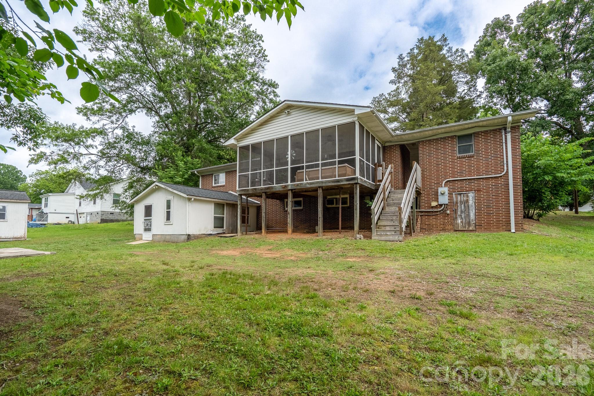1018 Kentucky Street Kannapolis NC 28083