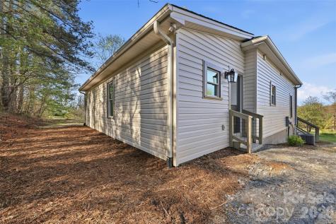 600 Linneys Mountain Road Taylorsville NC 28681
