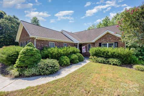 610 Mountain Place Albemarle NC 28001