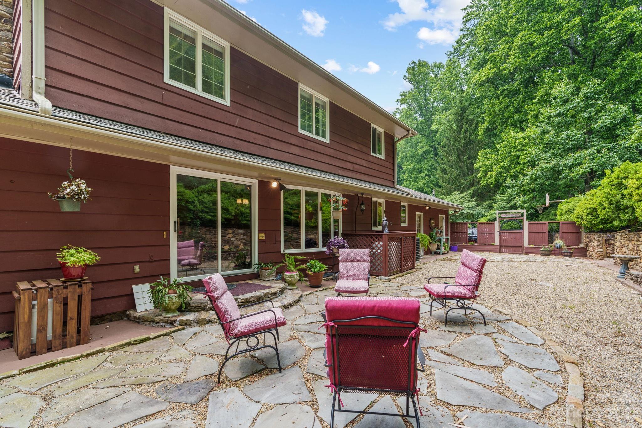 364 Poplar Drive Candler NC 28715