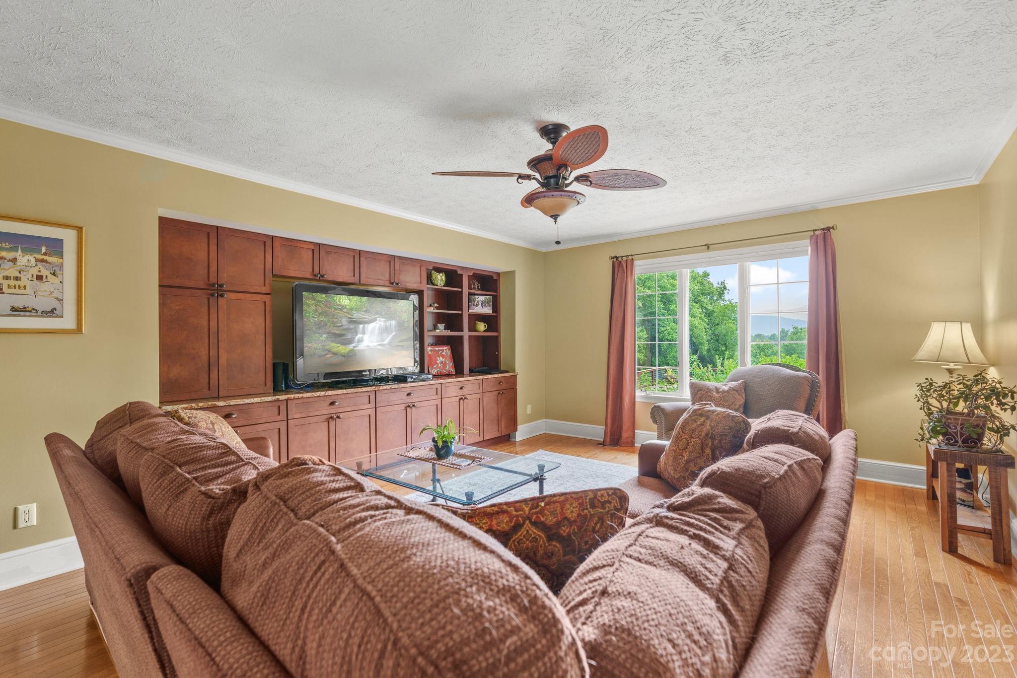 364 Poplar Drive Candler NC 28715