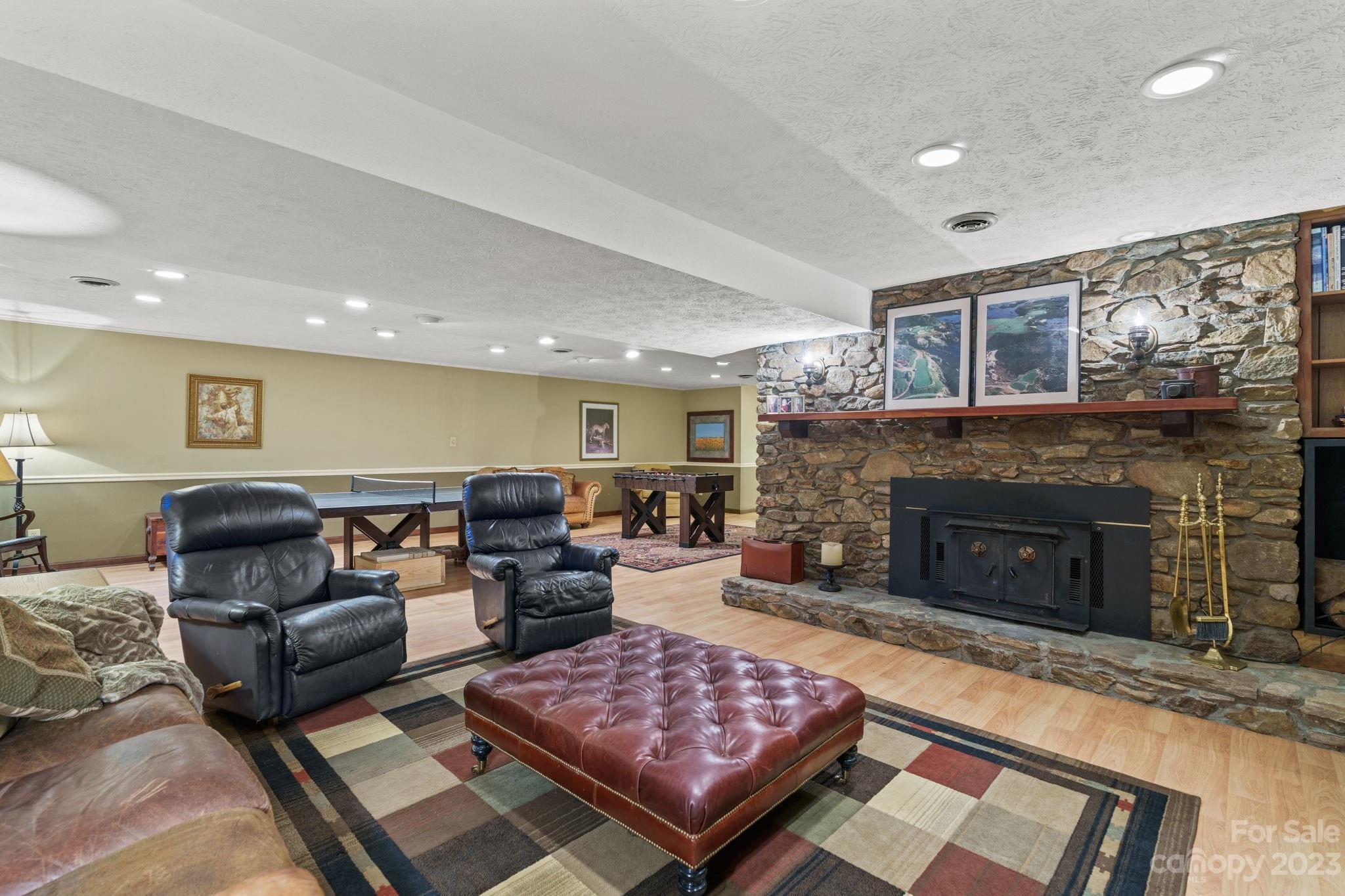 364 Poplar Drive Candler NC 28715
