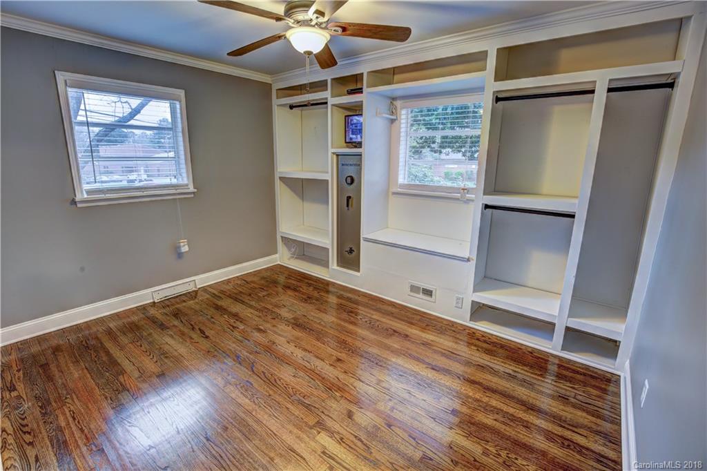 553 Frank Drive Charlotte NC 28215
