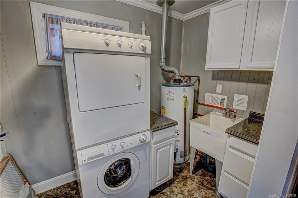 553 Frank Drive Charlotte NC 28215