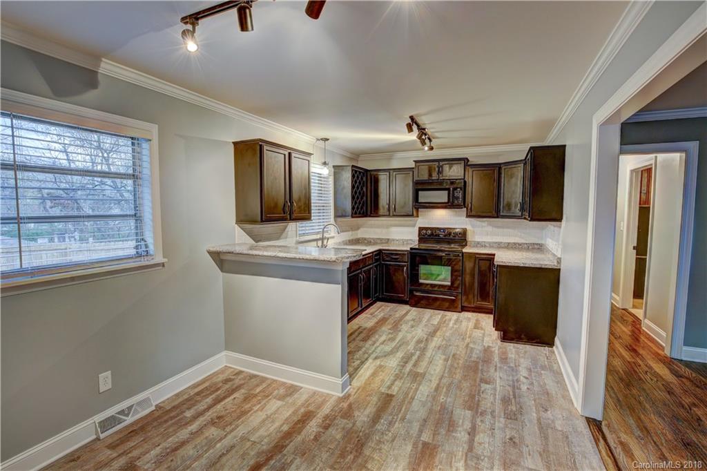 553 Frank Drive Charlotte NC 28215