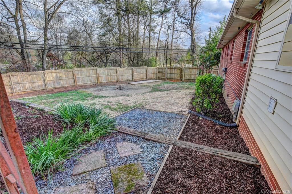 553 Frank Drive Charlotte NC 28215
