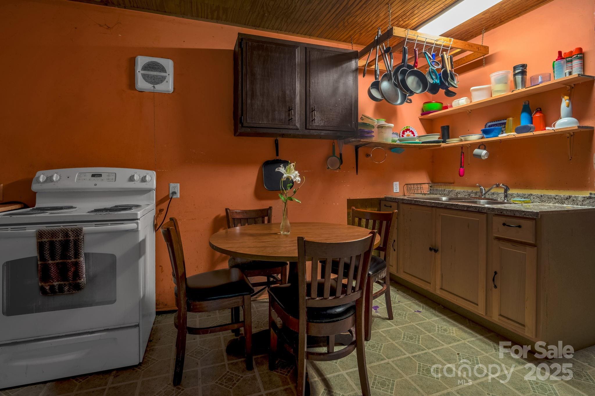 43 Evelake Drive Asheville NC 28806