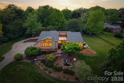 213 Hospital Avenue Lenoir NC 28645