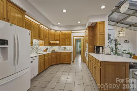 213 Hospital Avenue Lenoir NC 28645