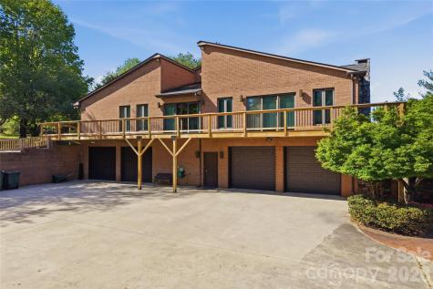 213 Hospital Avenue Lenoir NC 28645