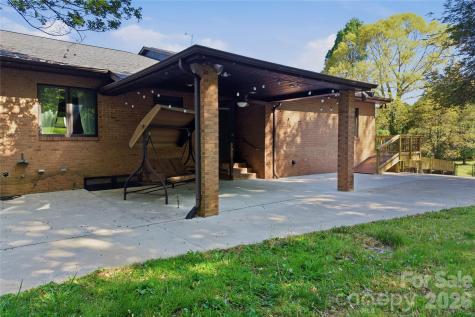 213 Hospital Avenue Lenoir NC 28645