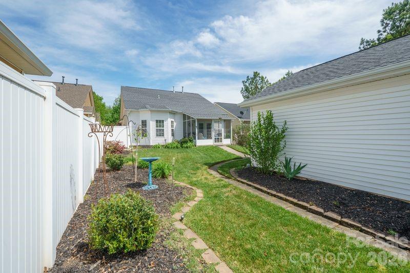 16515 Amberside Road E Cornelius NC 28031