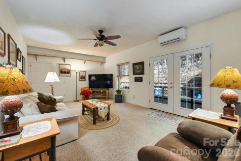 2 Ruffed Grouse Drive Weaverville NC 28787