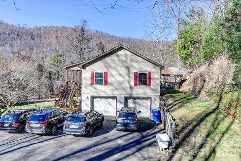 2 Ruffed Grouse Drive Weaverville NC 28787