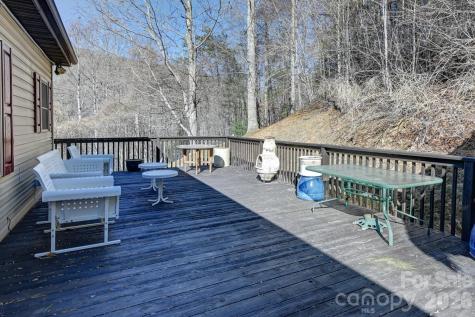 2 Ruffed Grouse Drive Weaverville NC 28787