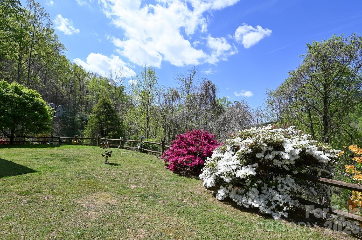 2 Ruffed Grouse Drive Weaverville NC 28787