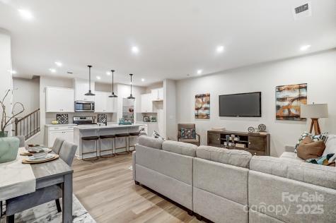 3844 Cheyney Park Drive Charlotte NC 28269