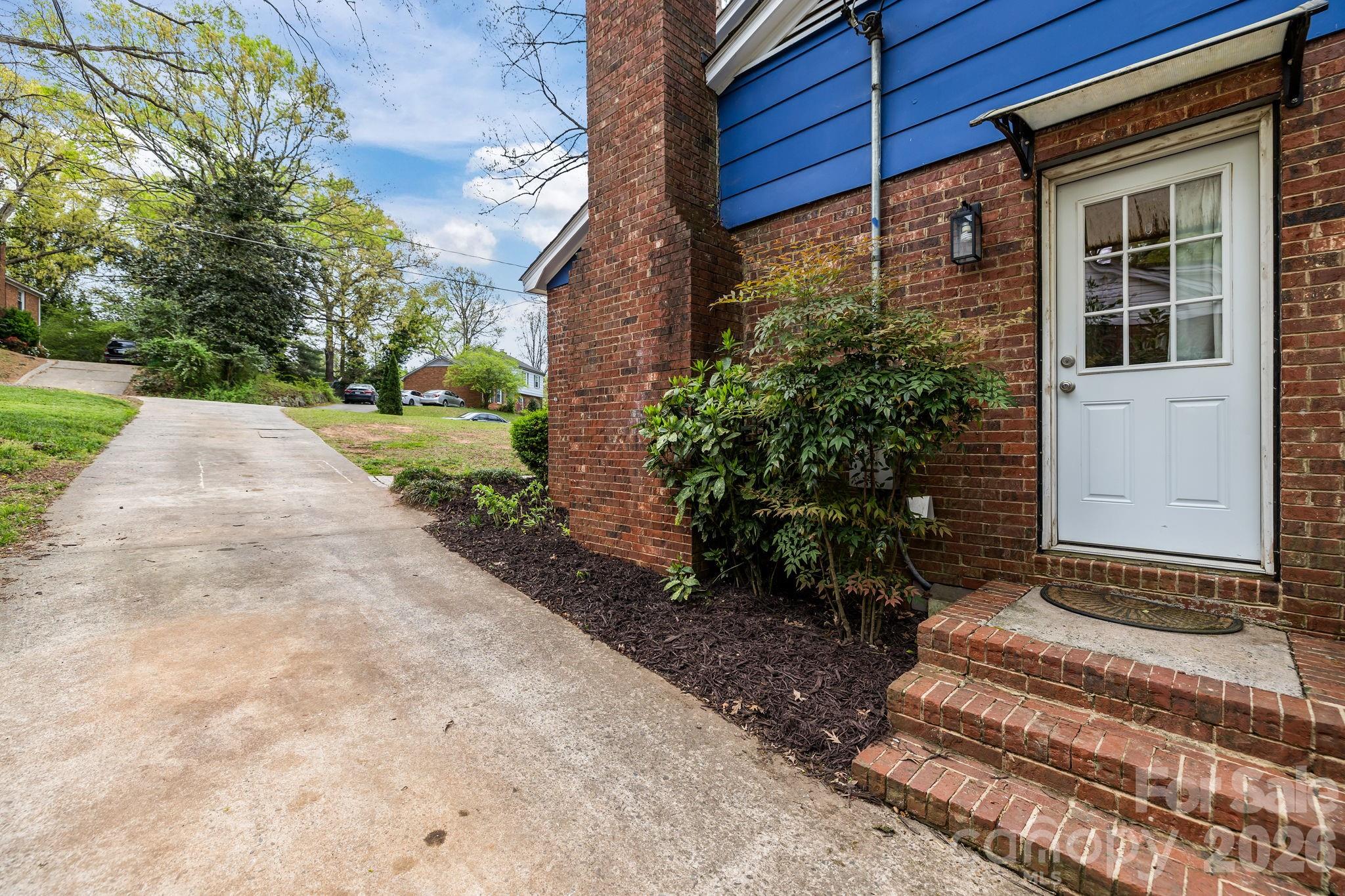 3319 Tyrone Drive Charlotte NC 28215