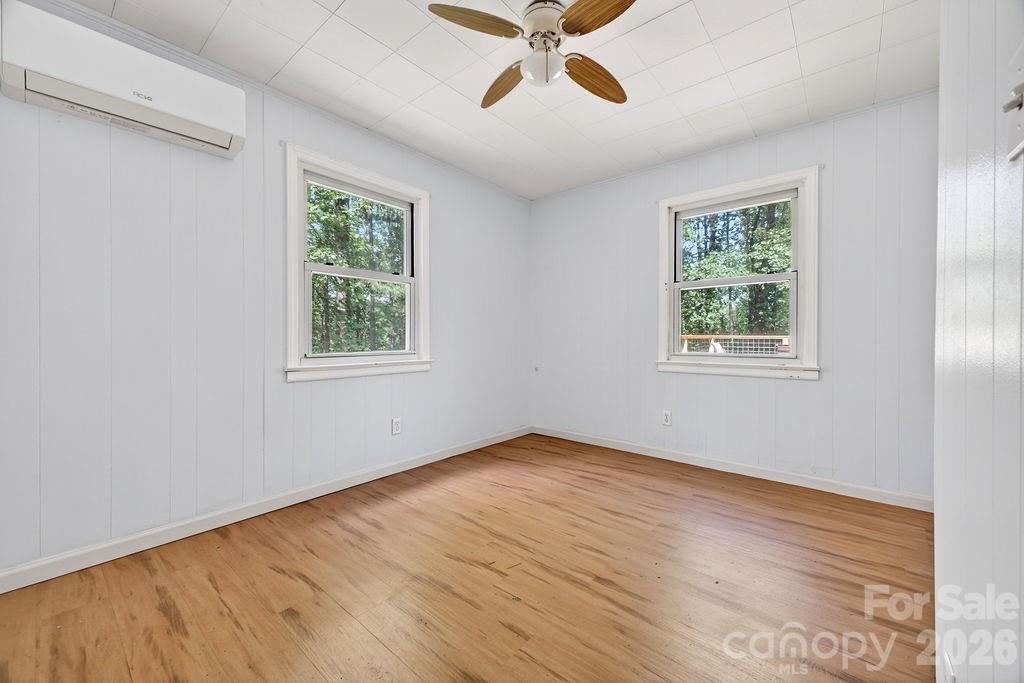 147 Longview Drive Hendersonville NC 28791
