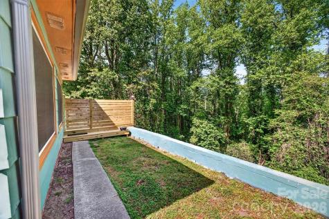 147 Longview Drive Hendersonville NC 28791