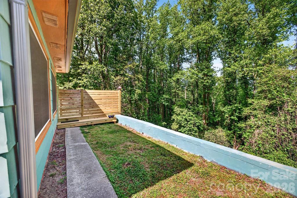 147 Longview Drive Hendersonville NC 28791