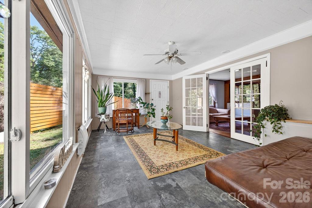 147 Longview Drive Hendersonville NC 28791