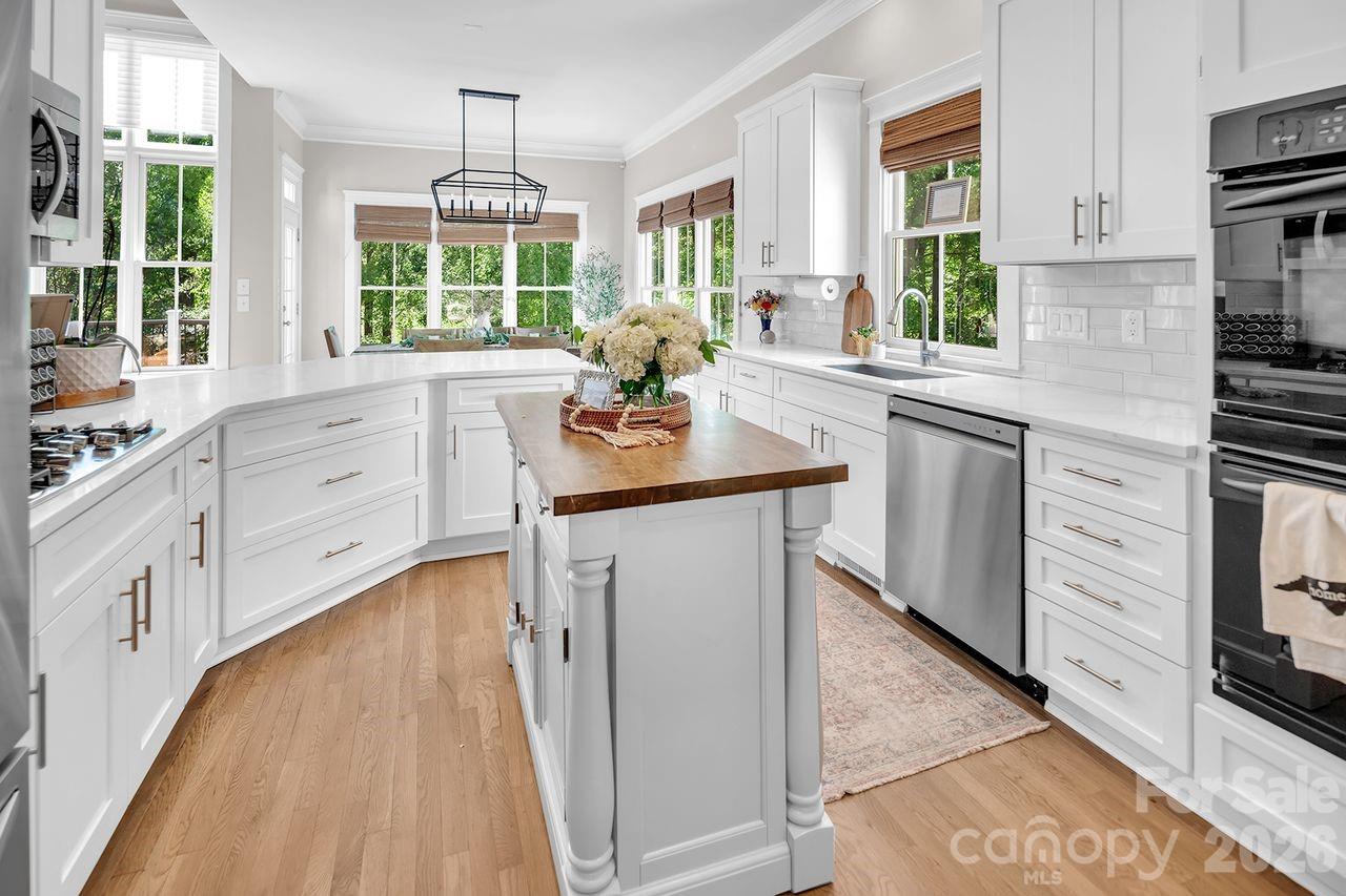 619 N Oak Drive Huntersville NC 28078