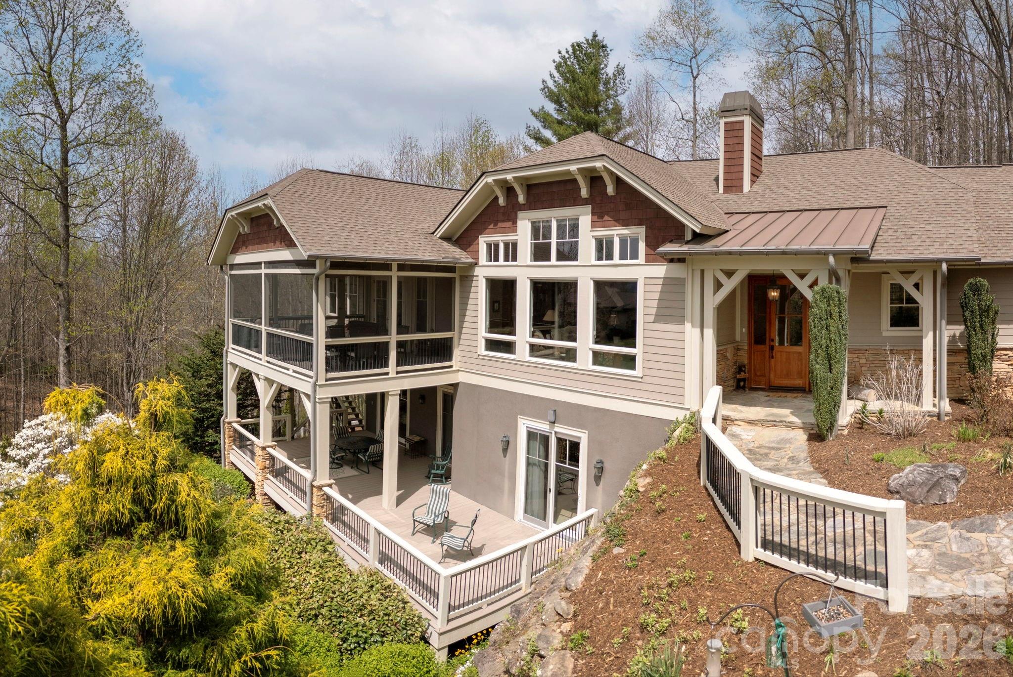 315 Crossvine Trail Hendersonville NC 28739