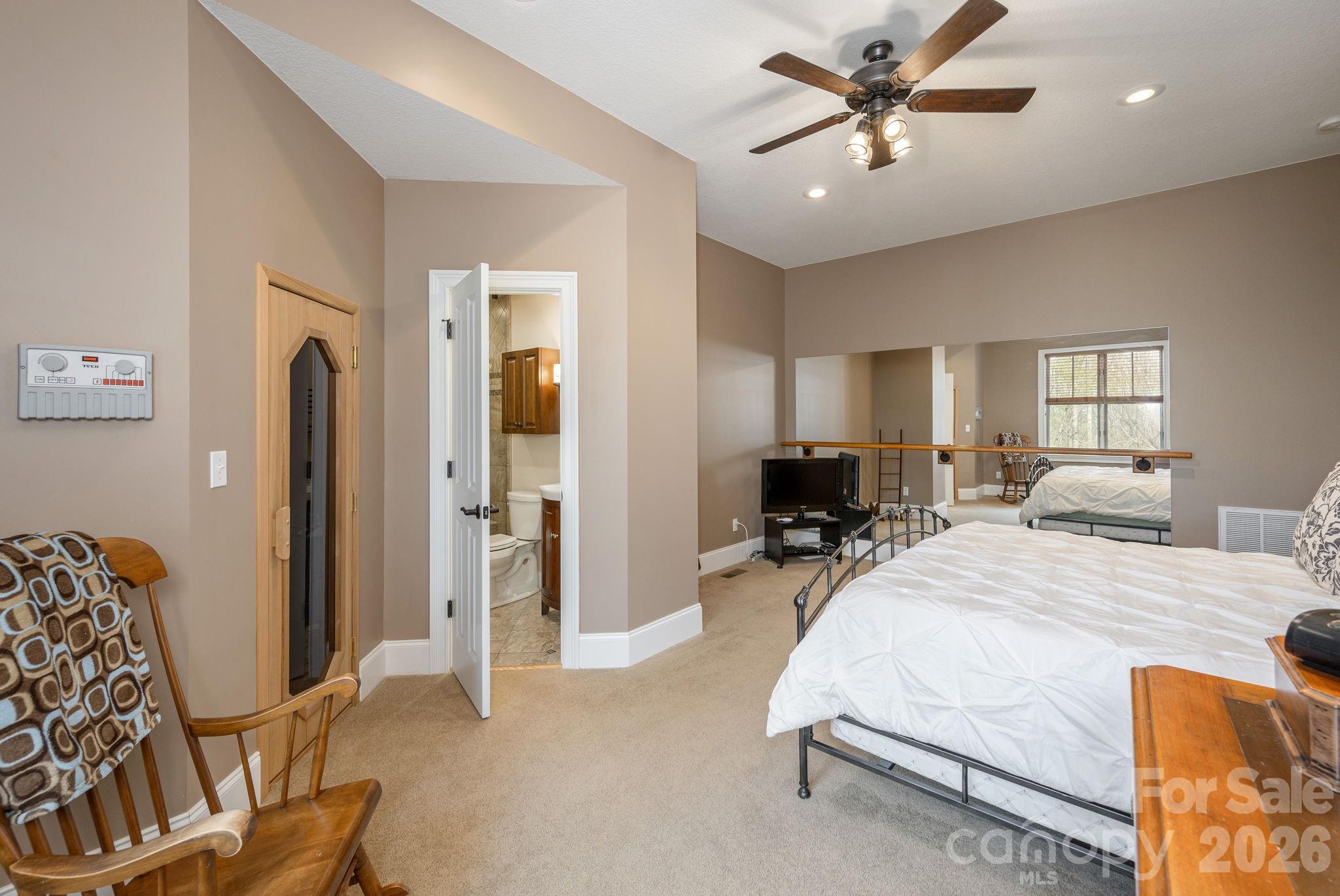 315 Crossvine Trail Hendersonville NC 28739