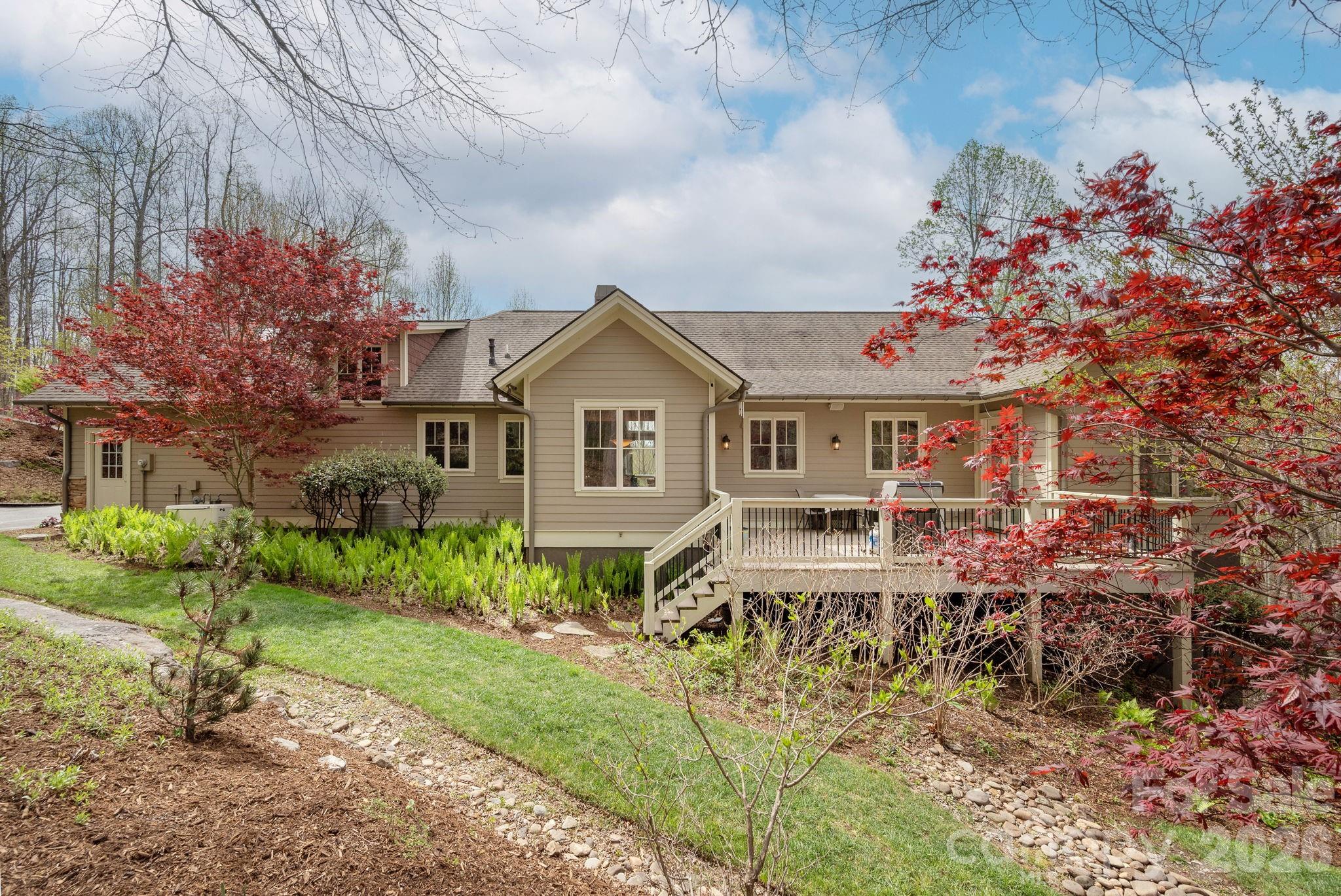 315 Crossvine Trail Hendersonville NC 28739