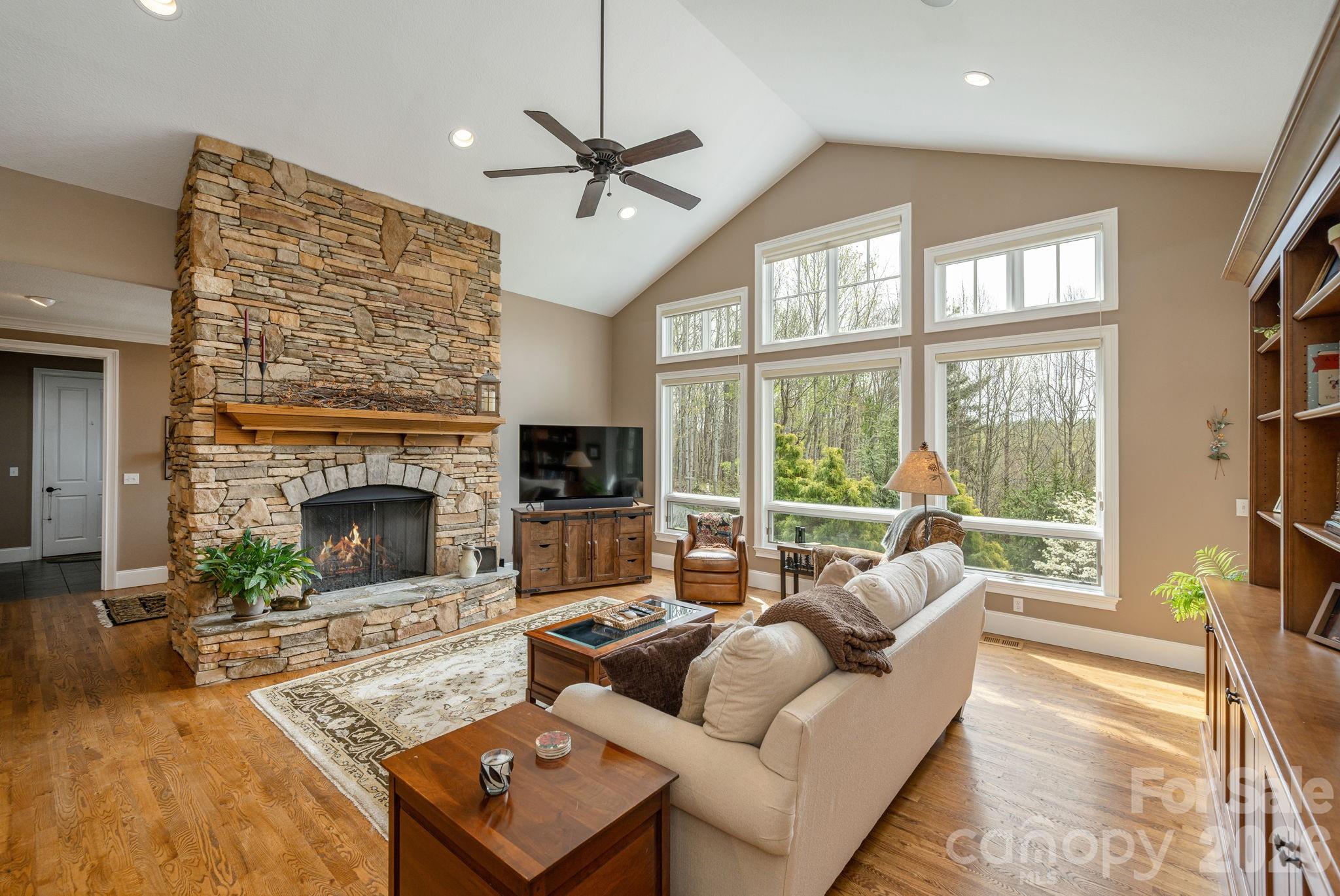 315 Crossvine Trail Hendersonville NC 28739