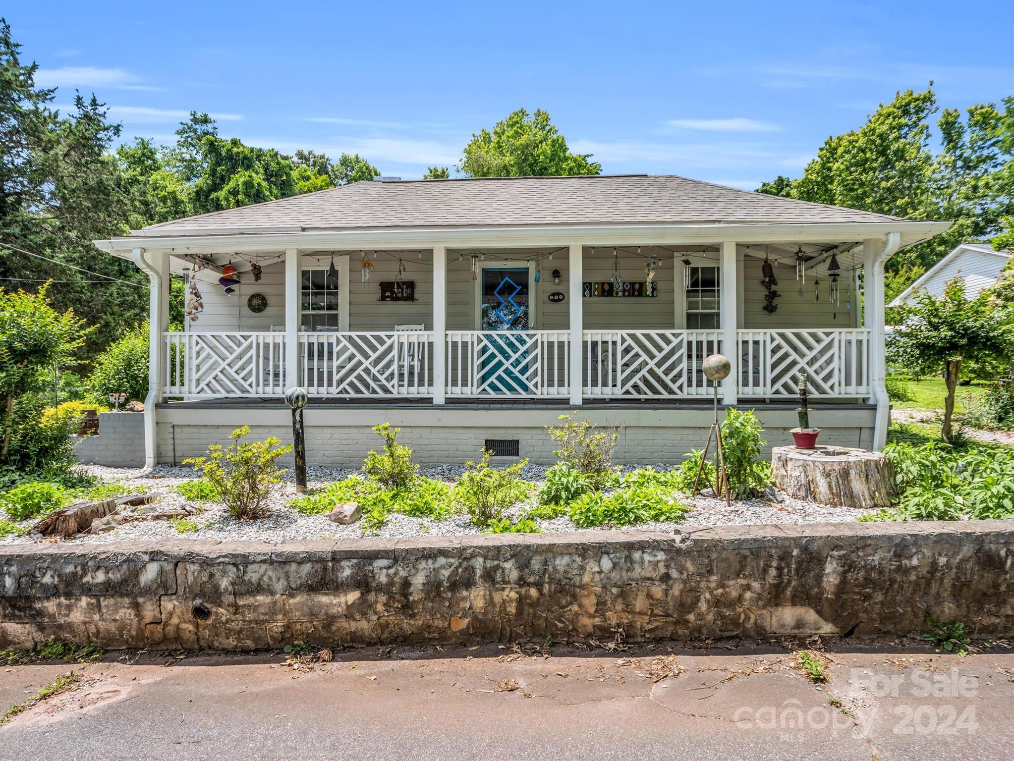 222 S Hillside Street Rutherfordton NC 28139