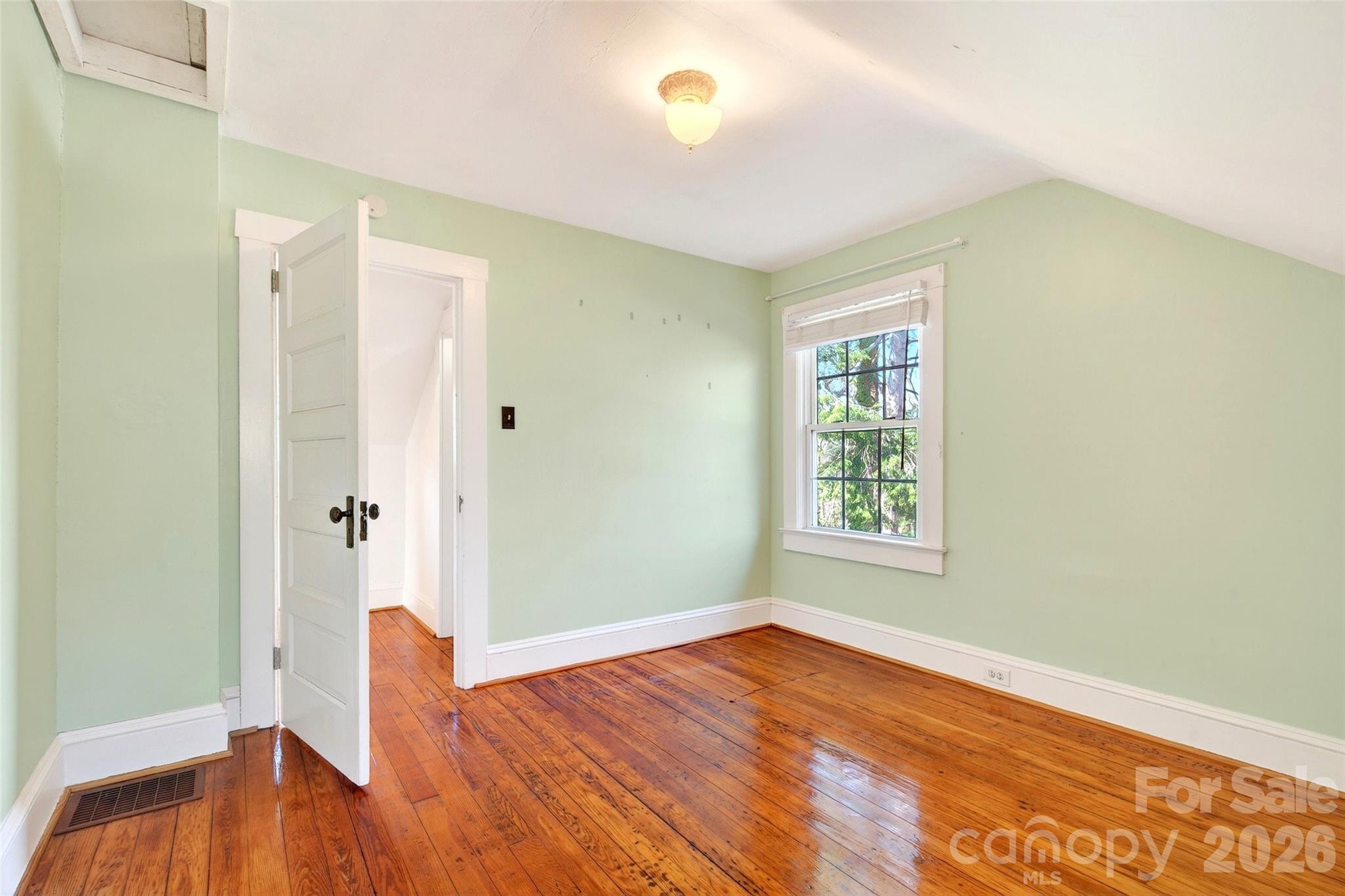 109 Eastwood Avenue Swannanoa NC 28778