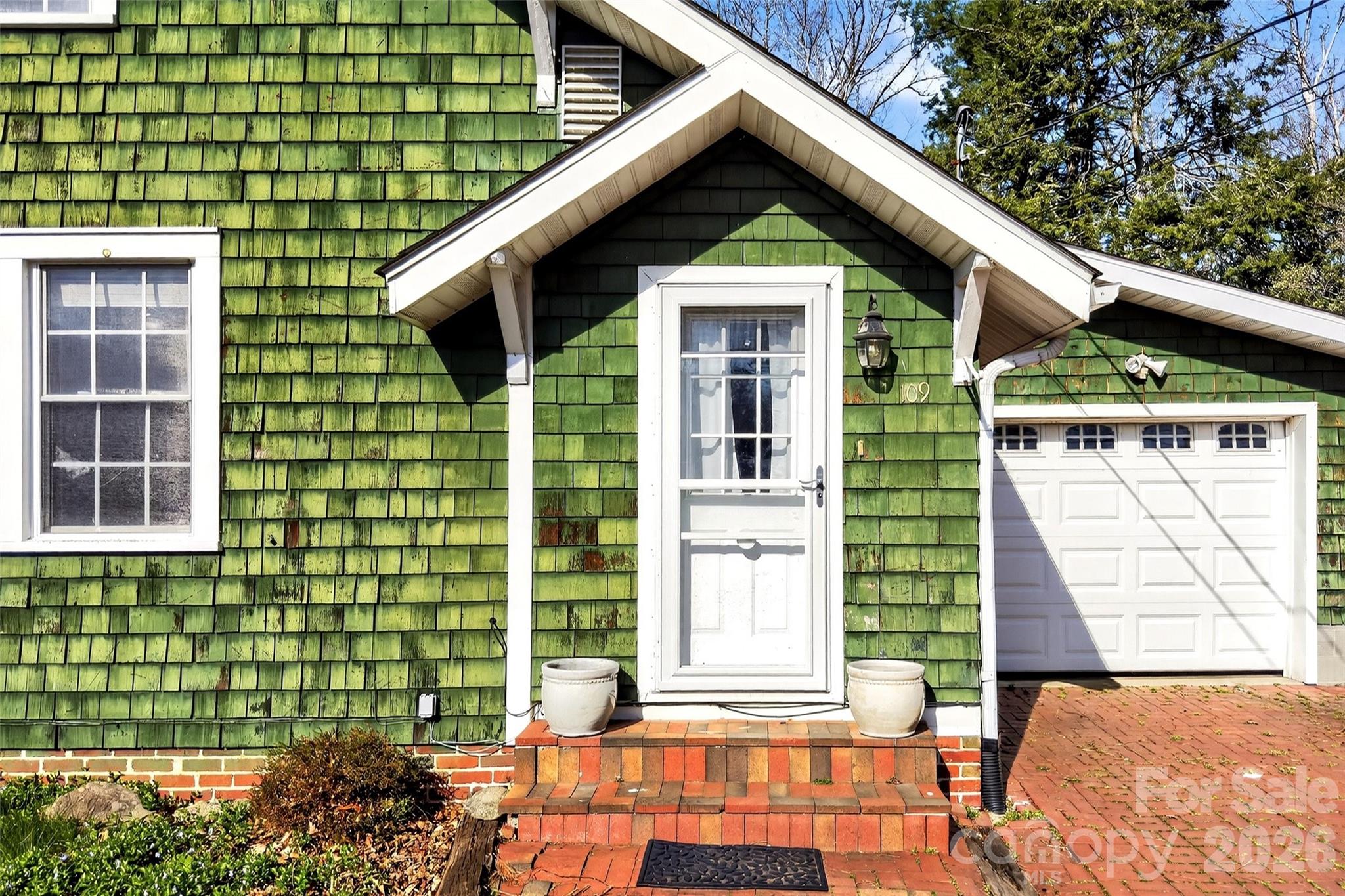 109 Eastwood Avenue Swannanoa NC 28778